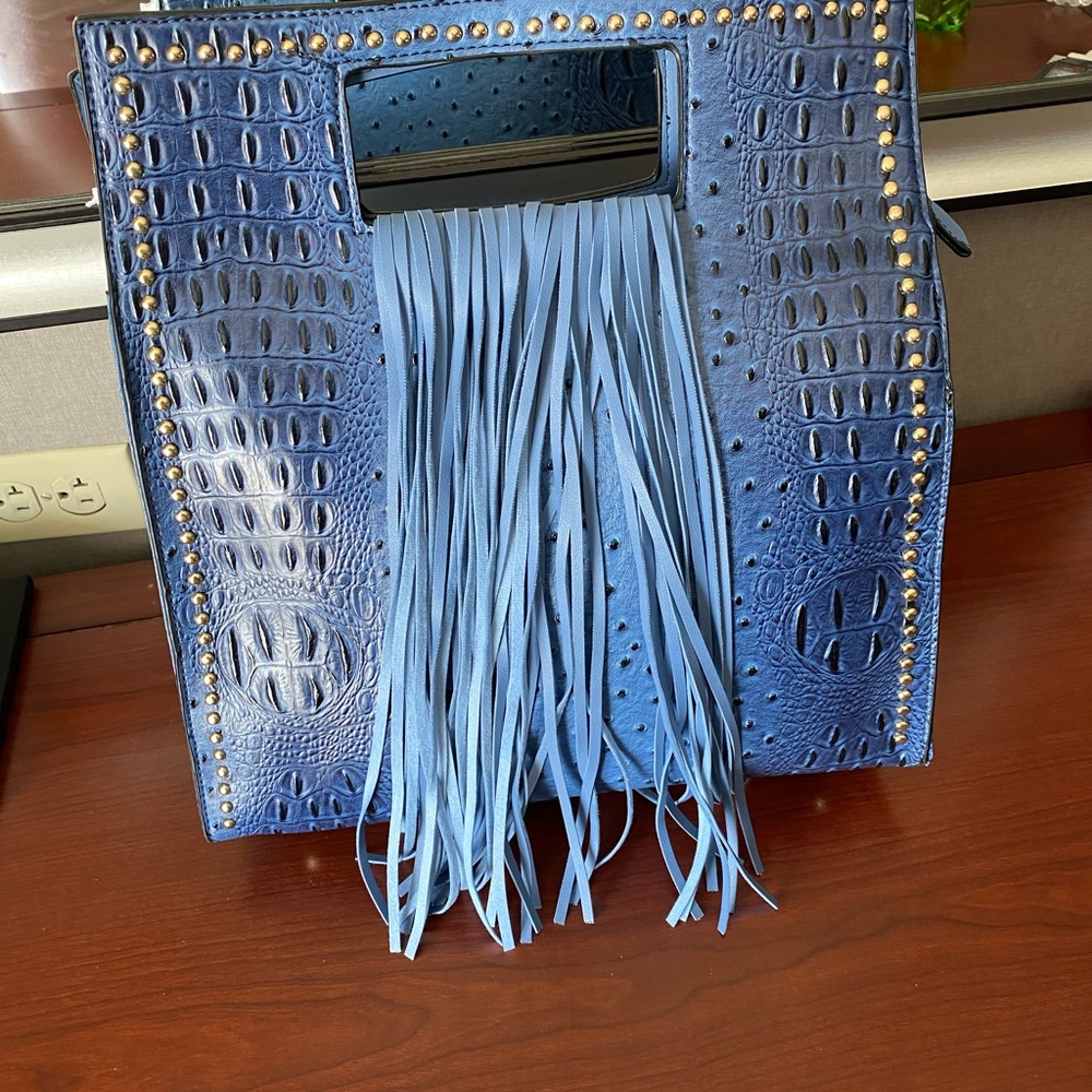 Blue handbags